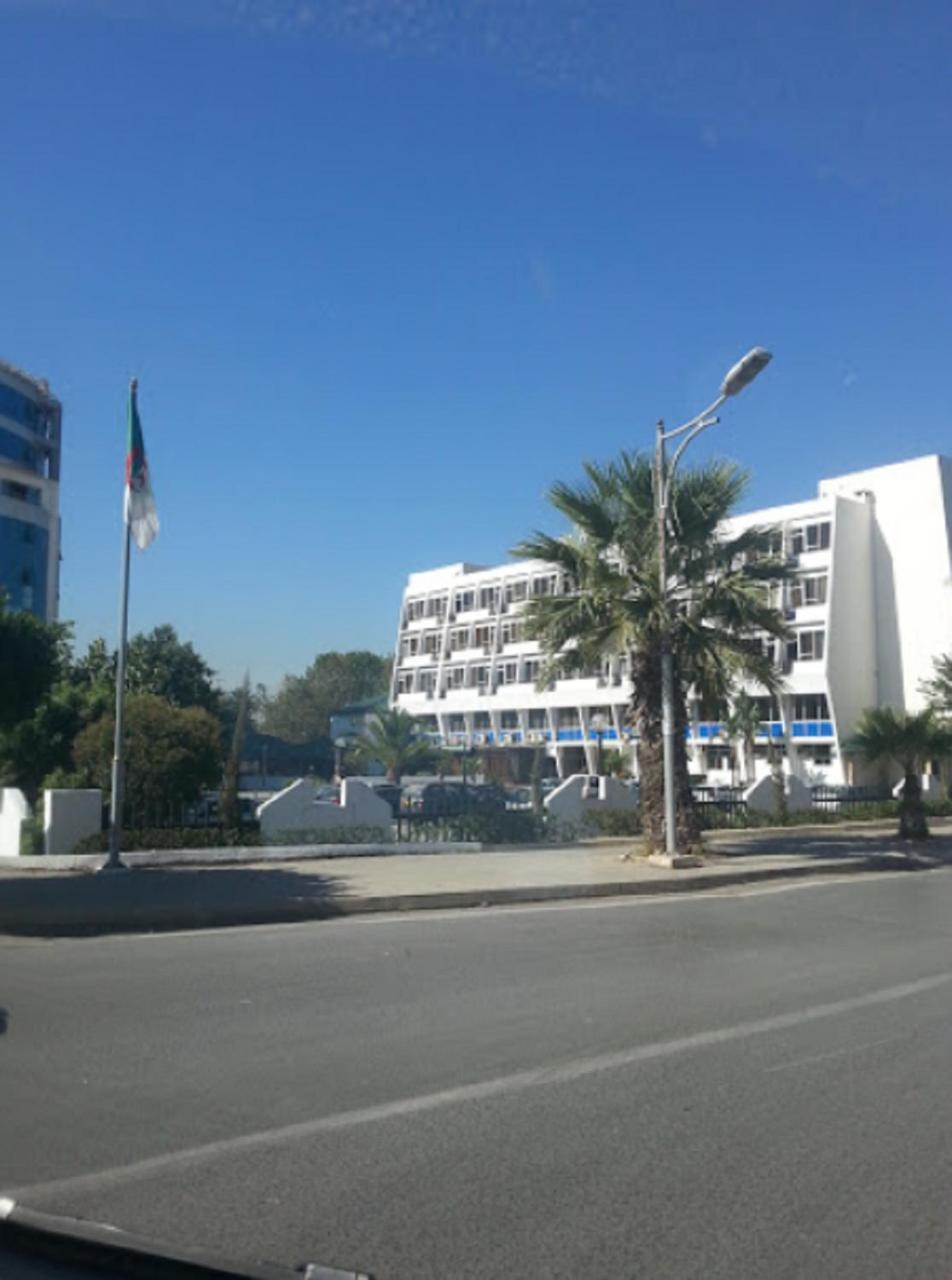 Hotel De L'Aeroport Algiers Екстер'єр фото