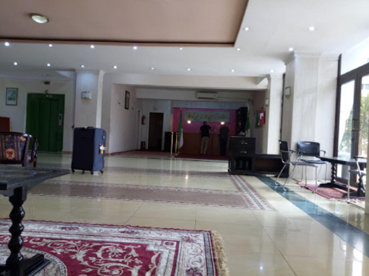 Hotel De L'Aeroport Algiers Екстер'єр фото